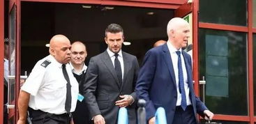 律师在法庭上辩护