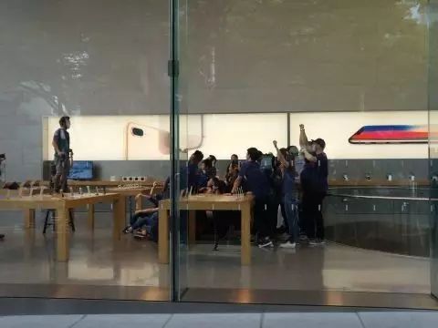 苹果中国团队合影图片