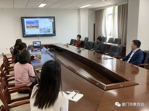 高校专家参与直播讲解专业发展前景