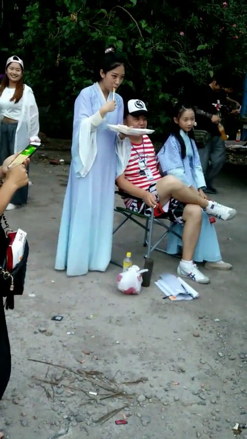 那尔那茜在片场