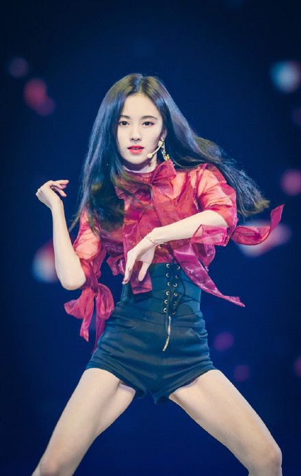 小沈阳女儿沈佳润正式出道，梦想成为K-pop新星Jennie般的存在