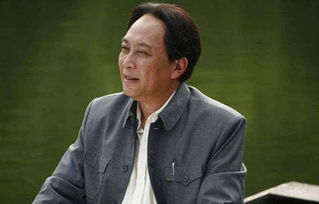 唐国强与年轻粉丝互动现场照片