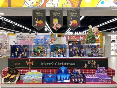 泡泡玛特新店抢购现场