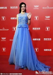 杨紫黄紫拼色礼服红毯造型