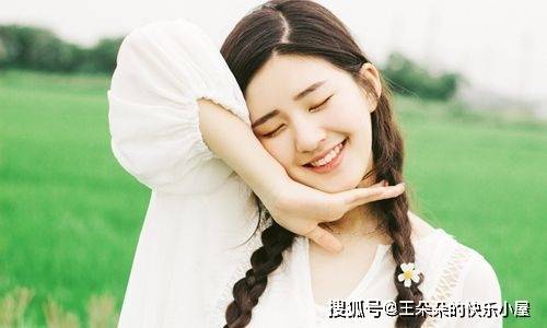 赵露思坐轮椅被拍现场图