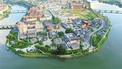 千亿大项目撬动消费动能，我亲历的甜品小镇崛起之路