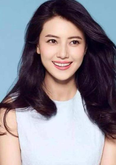 高圆圆素颜状态下的自然美