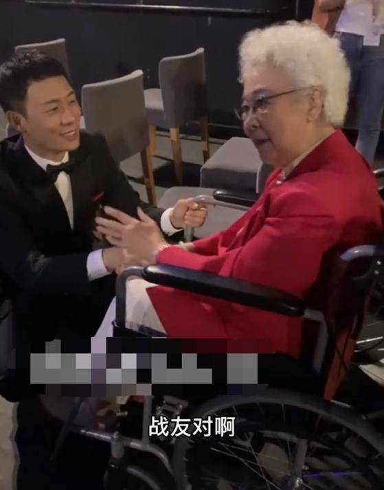 马景涛在医院接受检查的画面