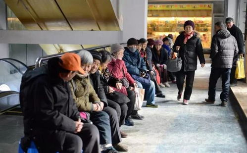 从群众急难愁盼出发，看民生改善如何落地见效