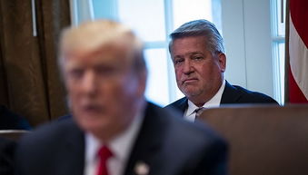 美国总统特朗普在白宫办公室