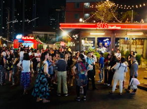 泰国曼谷夜市中国游客众多