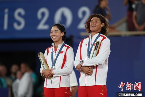 王欣瑜在颁奖台上