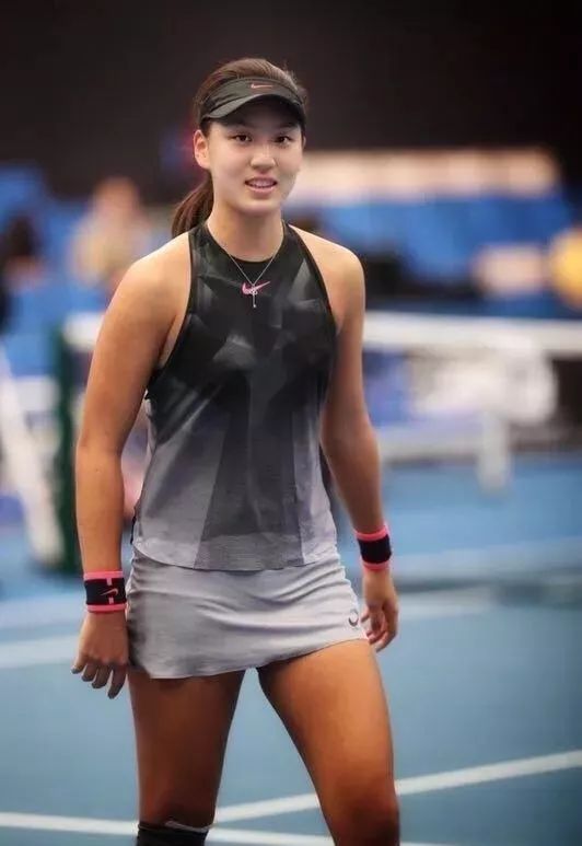 王欣瑜在训练场上