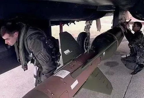 美国巨型钻地弹GBU-57A/B实物图