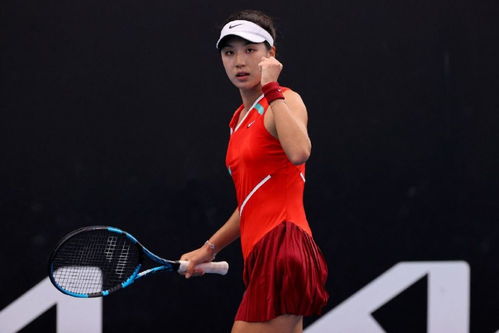 王欣瑜在柏林站庆祝胜利