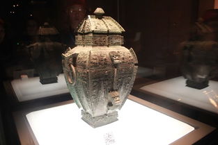 洛阳博物馆内铜当卢展品