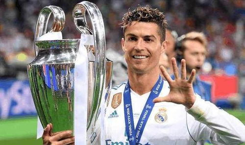 巴黎球迷庆祝欧冠胜利引发冲突现场