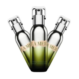 迪丽热巴精致面部轮廓