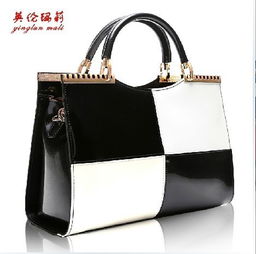 WinRAR 官方推出手提包周边，网友：这价格是压缩了我的钱包？