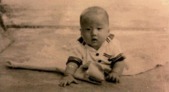 成龙童年时期的照片