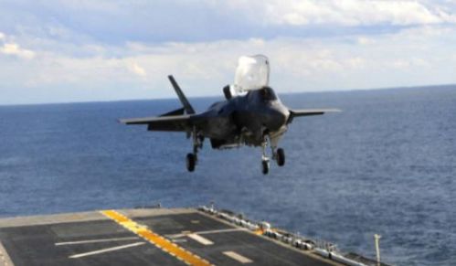 和平鸽飞越霍尔木兹海峡