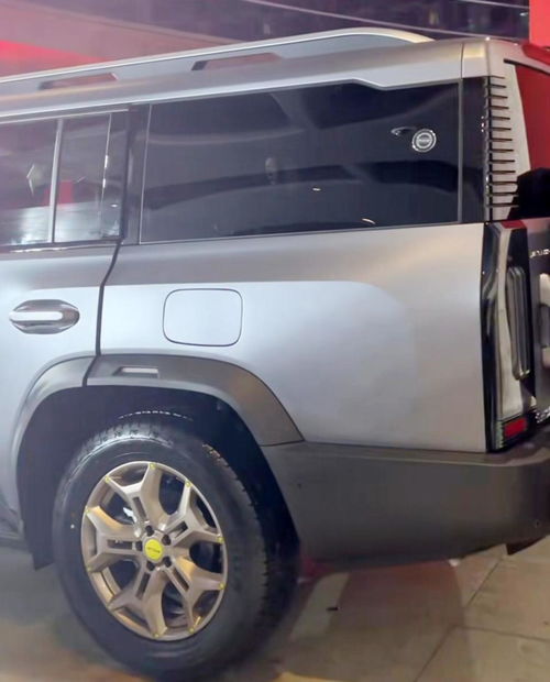 雷军亲口澄清：小米YU7不是SU7拉高版，90%零部件全新开发！