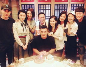 黄唐生前与弟子合影