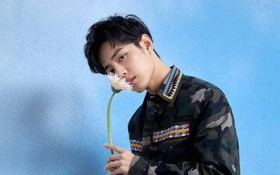 肖战粉丝在社交平台留言支持偶像