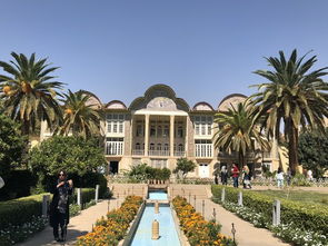 伊朗民众泪诉：1秒炸毁我42年人生，战火下的平民真实写照