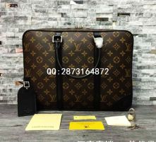 LV新款手包展示图