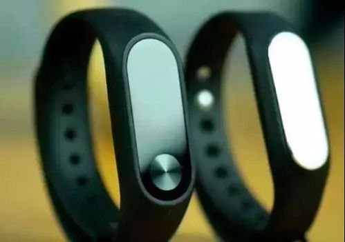 小米手环10彩色陶瓷版官宣：温润光泽，风尚出众！