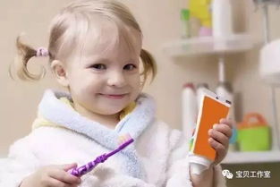 正确使用吸管保护牙齿的方法示意图