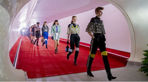 亲临LV大秀直播现场，我被这场视觉盛宴彻底征服了