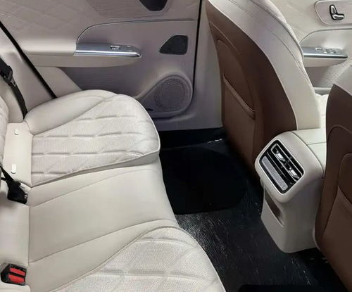 风云A9L内饰豪华座舱展示