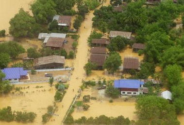 村庄被洪水淹没