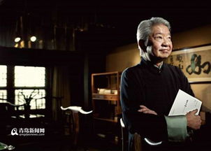 蔡澜与粉丝互动的照片展现积极生活态度