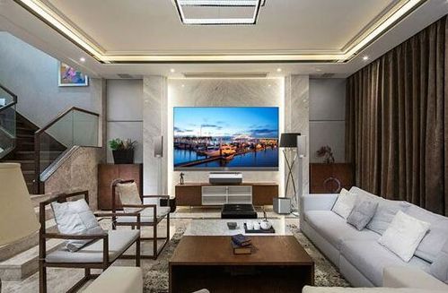 家庭观看4K电视场景