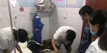 女子电梯口被毒蛇咬，老公冷静应对救一命！