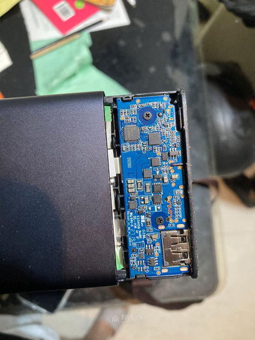 充电宝拆解图示意图