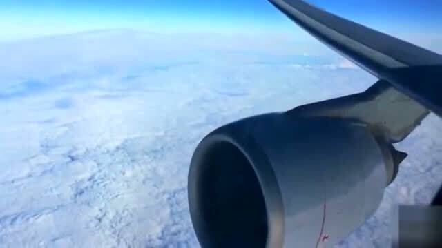 万米高空惊魂10分钟，亲历者讲述上海飞东京航班急坠全过程