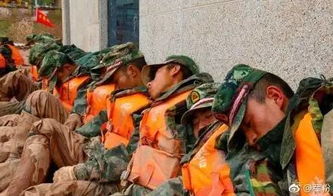 榕江群众自发唱歌感谢子弟兵