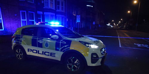 英国警方封锁利物浦市中心车祸现场