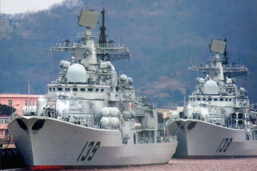 福建舰航空母舰停靠港口