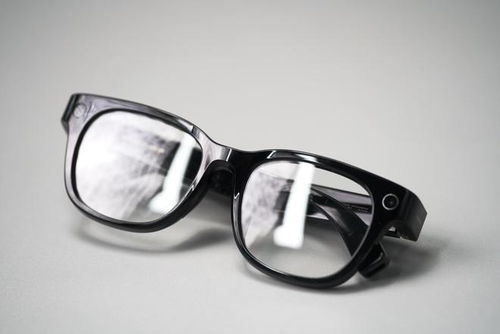 小米AI眼镜实物展示图