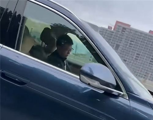 余承东回应开车睡觉：实为操作智能驾驶辅助系统