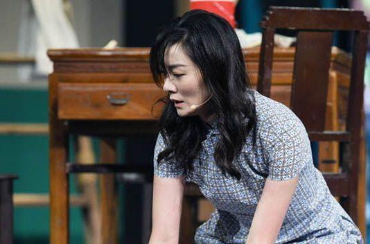 29岁女演员宇书田：餐厅服务员经历背后的励志故事