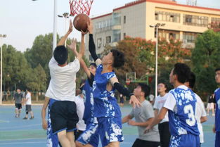 双方队员全力以赴