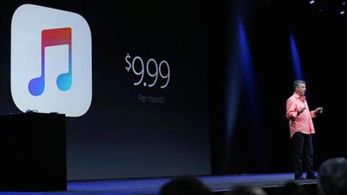 苹果 iOS / iPadOS 26 Beta 3 发布：液态玻璃设计再调整、新壁纸风格加入