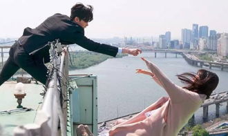 短剧疑似碰瓷大厂：余程冬被挖，背后有何隐情？