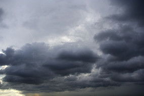 台风“丹娜丝”三登中国，多地暴雨预警！